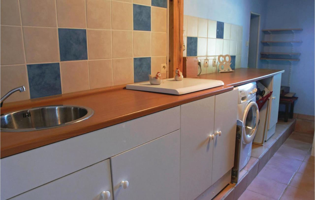 Gorgeous Home In Lavardac With Kitchen Zewnętrze zdjęcie